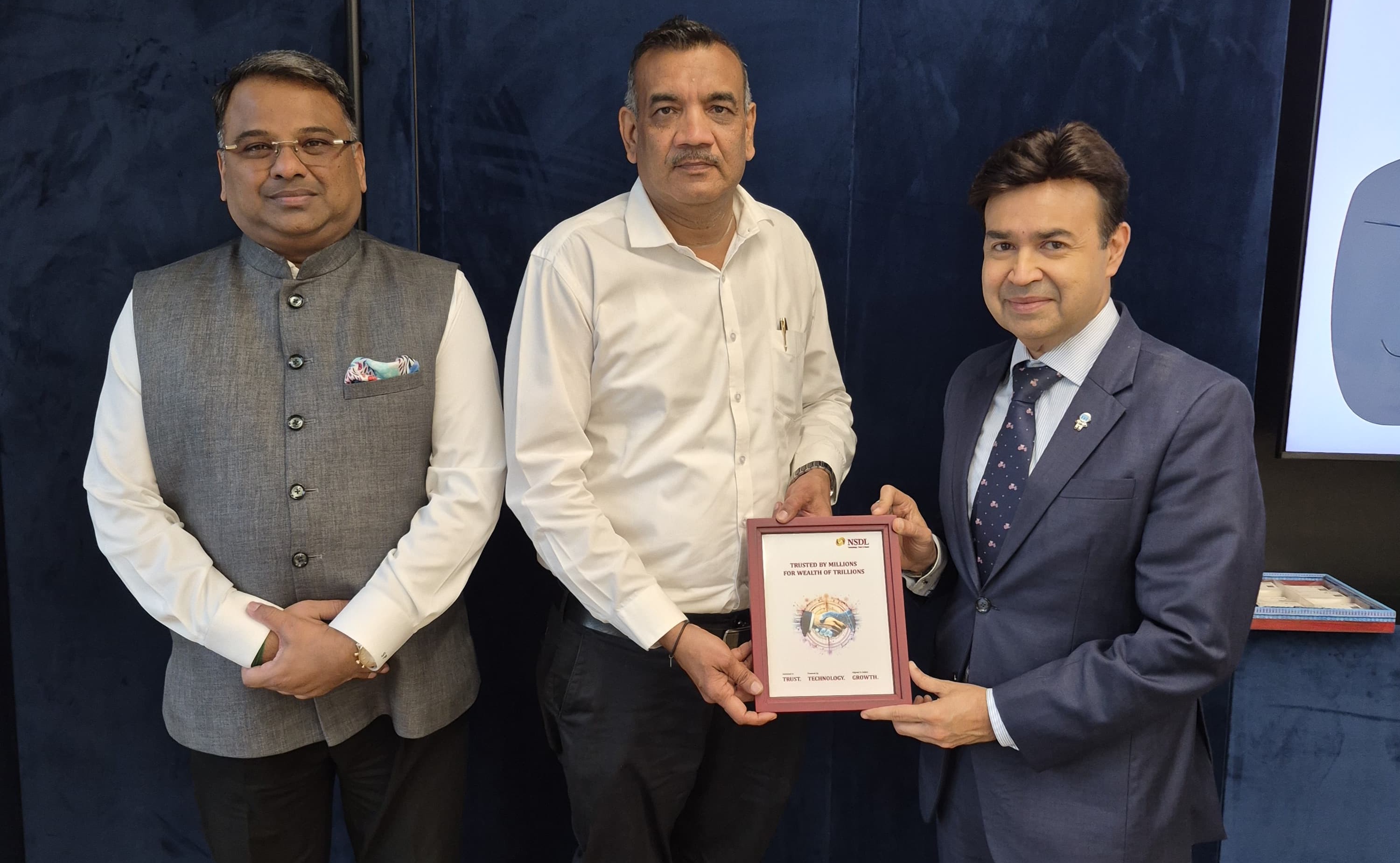 Shri Vijay Chandok, MD & CEO, NSDL, and Shri Sameer Patil, CBO, NSDL, engaged with CA Surendra Mehta, National Secretary, India Bullion and Jewellers Association Shri Vijay Chandok, MD & CEO, NSDL, and Shri Sameer Patil, CBO, NSDL, engaged with CA Surendra Mehta, National Secretary, India Bullion and Jewellers Association